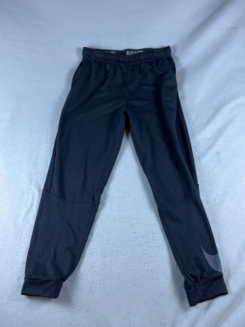 Nike Joggers Mens M Black Dri-FIT Tapered Leg Cuffed Hem Sweatpants Athletic